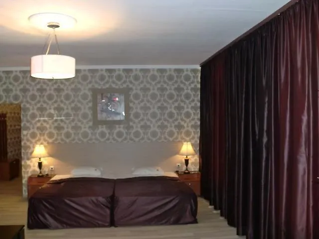 Maxim Boutique ホテル 3*