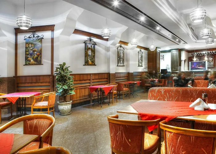 Maxim Boutique ホテル 3*