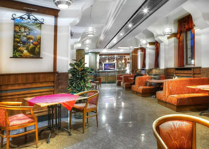 Maxim Boutique ホテル 3*