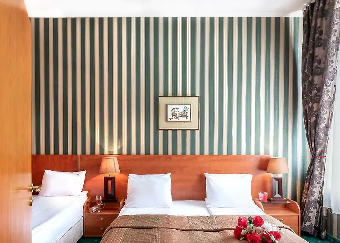 Maxim Boutique Hotel