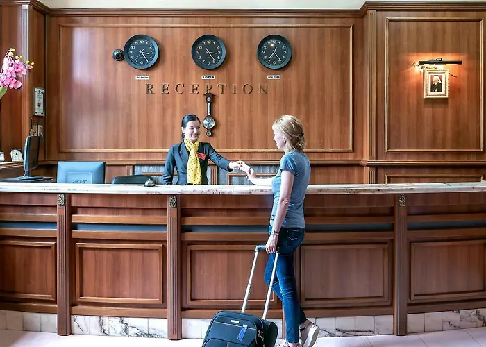 Maxim Boutique ソフィア