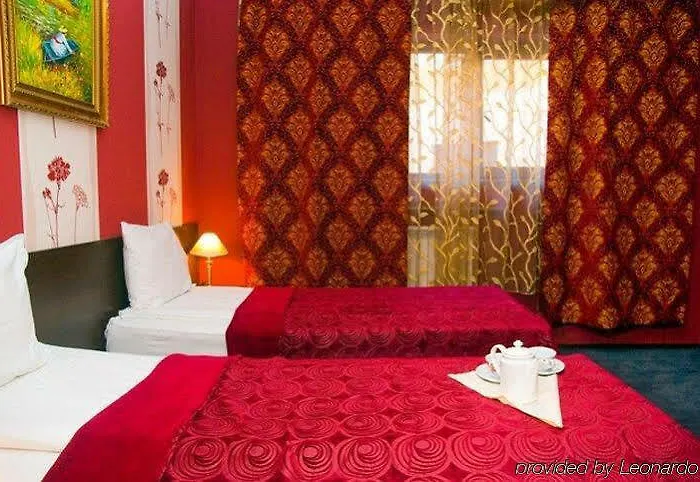 Maxim Boutique Hotel