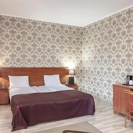 Szálloda Maxim Boutique 3*